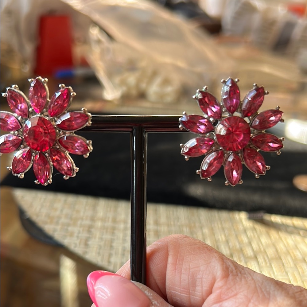 Vintage fuchsia crystal flower pierced earrings .